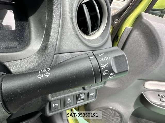 Nissan NOTE 2019-03 279848-13