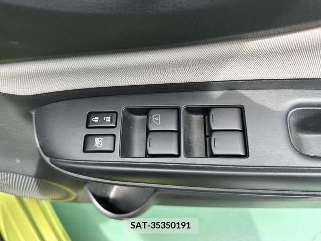 Nissan NOTE 2019-03 279848-11