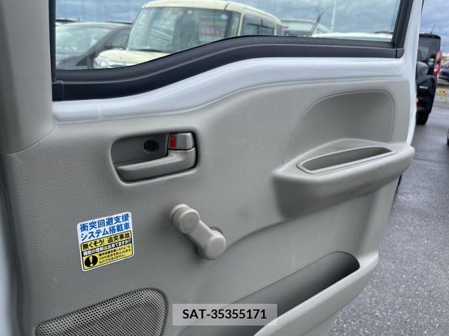 Suzuki EVERY 2020-04 301627-10