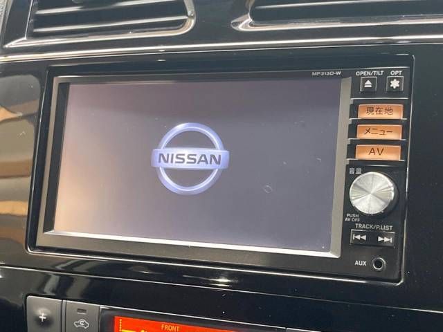 Nissan SERENA 2014-03 11961-3