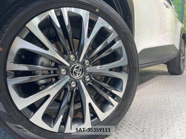 Toyota YARIS CROSS 2023-08 313249-13