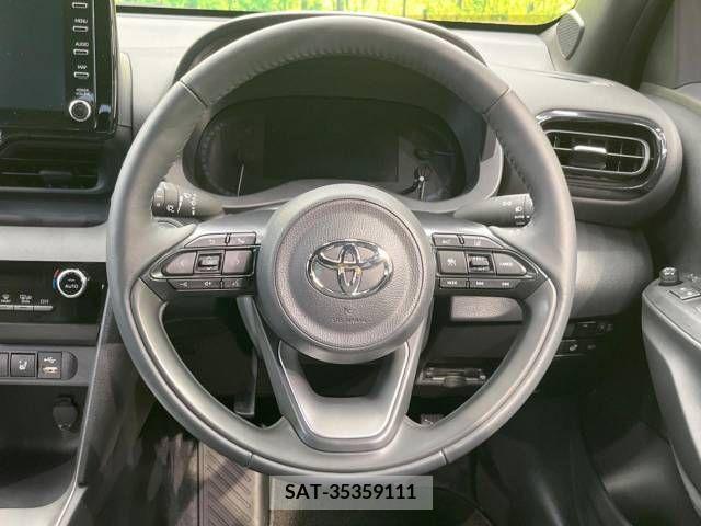 Toyota YARIS CROSS 2023-08 313249-11