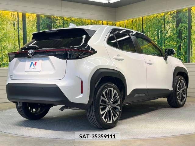 Toyota YARIS CROSS 2023-08 313249-17