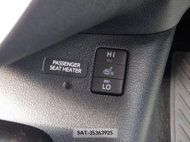 Toyota PRIUS 2016-12 206187-13