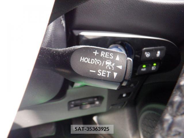 Toyota PRIUS 2016-12 206187-10