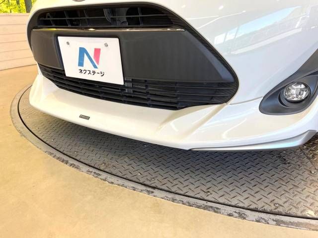 Toyota AQUA 2018-04 187108-2