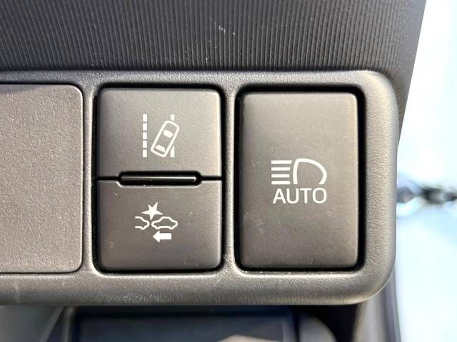 Toyota AQUA 2018-04 187108-7