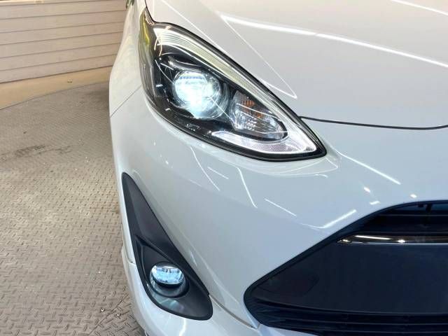 Toyota AQUA 2018-04 187108-13