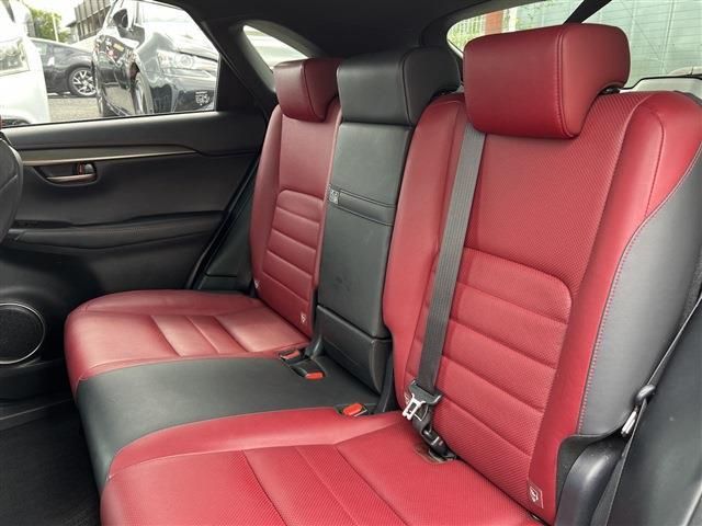 Lexus NX 2015-08 17252-19