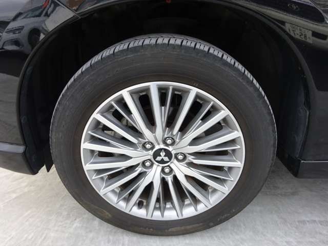 Mitsubishi OUTLANDER PHEV 2020-02 184411-14