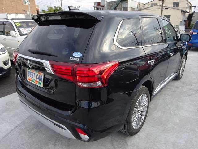 Mitsubishi OUTLANDER PHEV 2020-02 184411-7