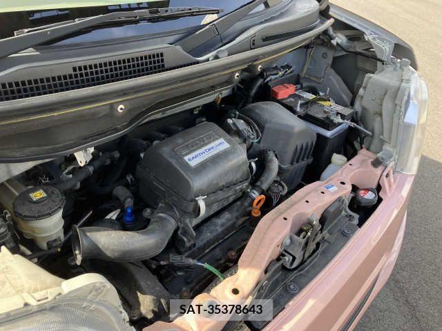 Honda N BOX 2015-04 278488-3