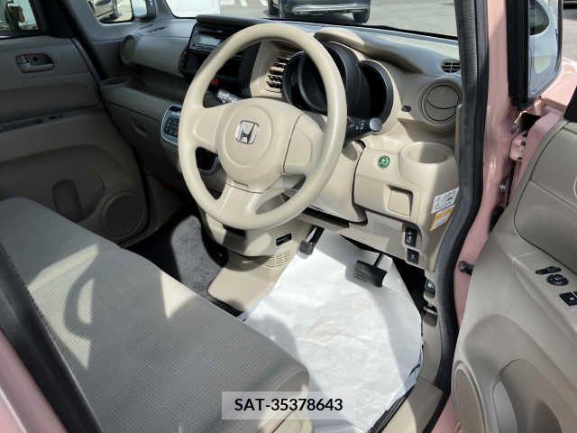 Honda N BOX 2015-04 278488-1