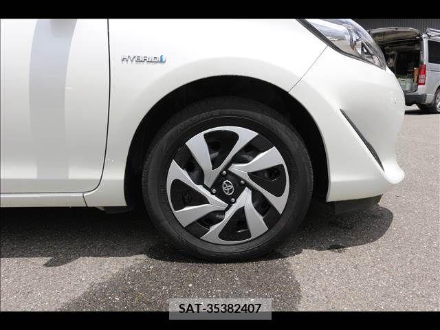 Toyota AQUA 2019-08 356353-19