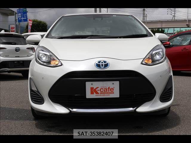 Toyota AQUA 2019-08 356353-11