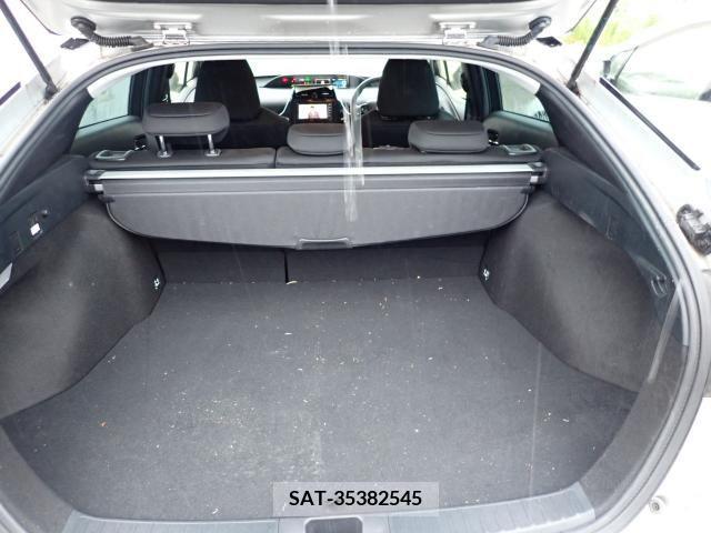 Toyota PRIUS 2021-02 326509-16