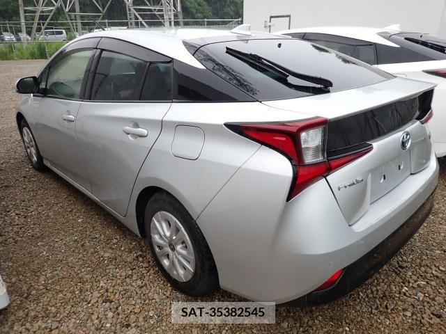 Toyota PRIUS 2021-02 326509-4