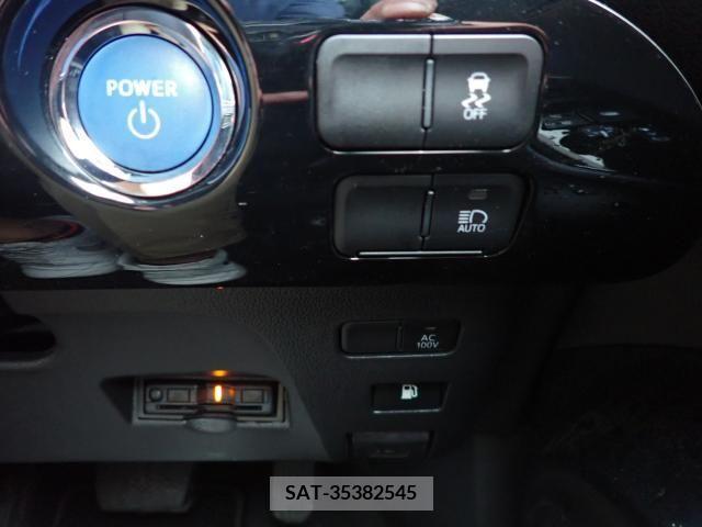 Toyota PRIUS 2021-02 326509-11