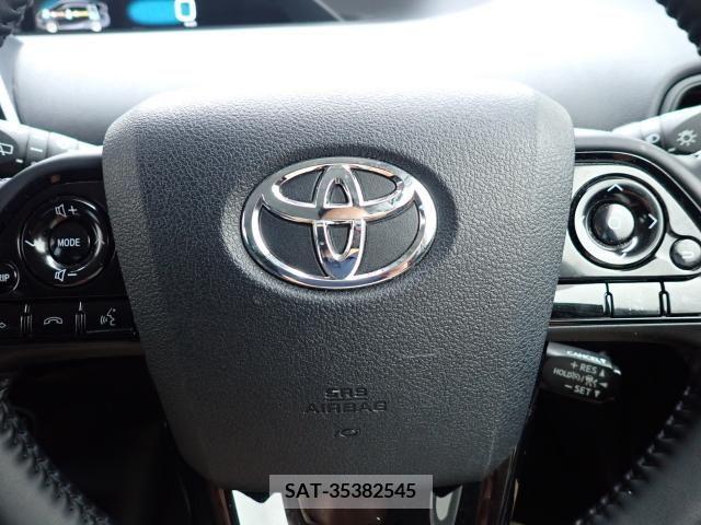 Toyota PRIUS 2021-02 326509-9