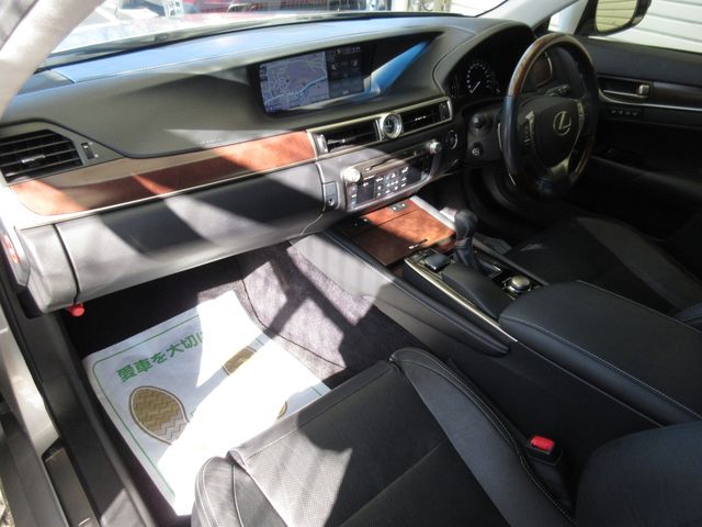 Lexus GS 2012-06 246-10