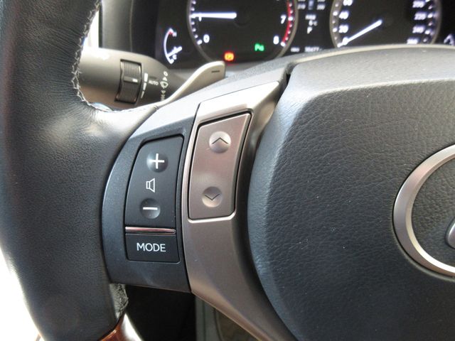 Lexus GS 2012-06 246-20