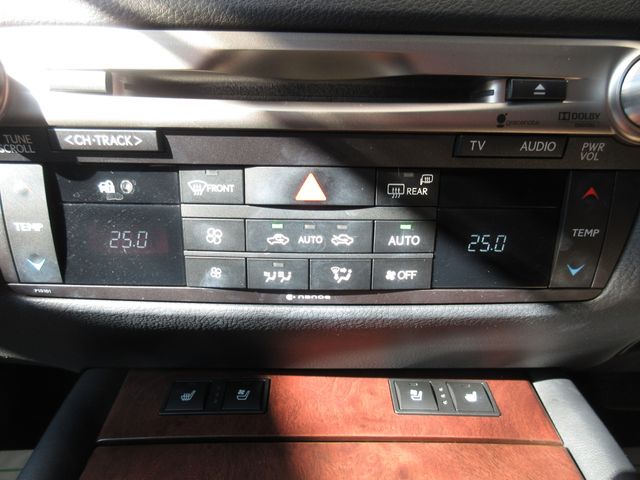 Lexus GS 2012-06 246-16