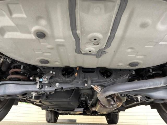 Toyota HARRIER 2018-11 191779-19