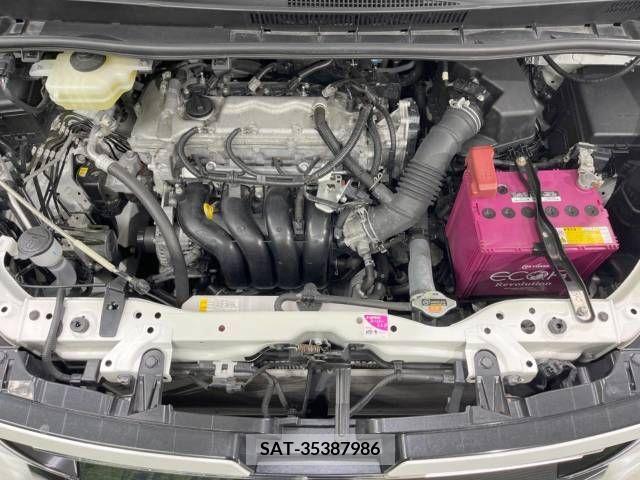 Toyota VOXY 2015-04 289275-19