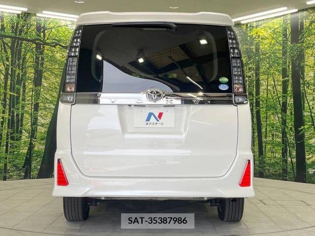 Toyota VOXY 2015-04 289275-16