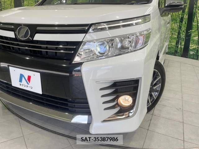 Toyota VOXY 2015-04 289275-13