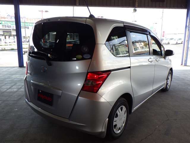 Honda FREED 2009-11 196513-6