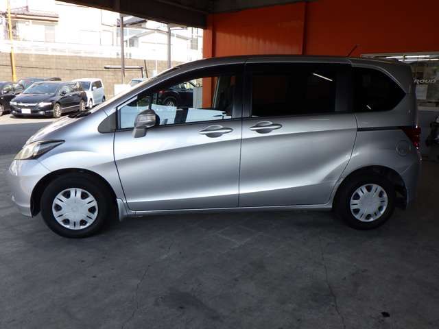 Honda FREED 2009-11 196513-9