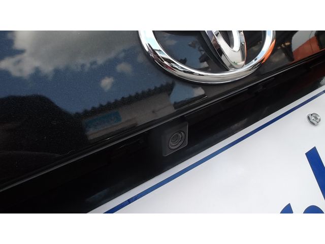 Toyota Pixis Mega 2017-02 2699-26