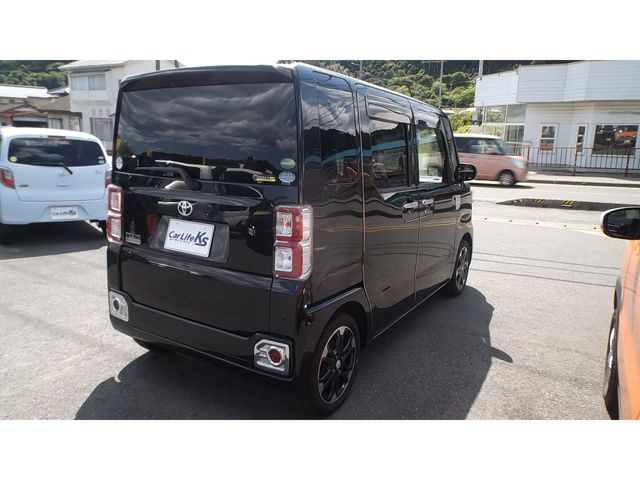 Toyota Pixis Mega 2017-02 2699-7