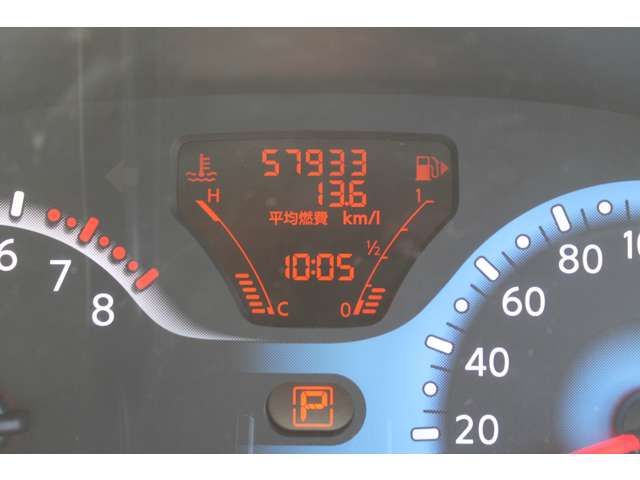 Nissan CUBE 2011-01 194327-11