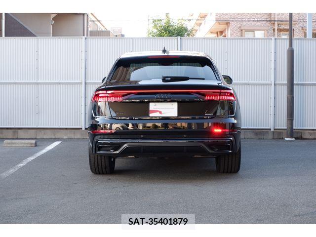 Audi Q8 2022-12 212307-3