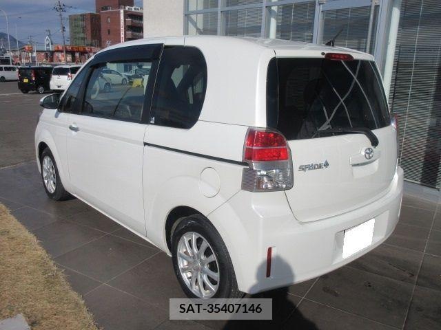 Toyota SPADE 2013-03 225575-3