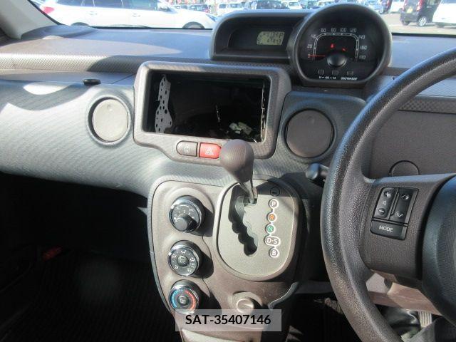 Toyota SPADE 2013-03 225575-11