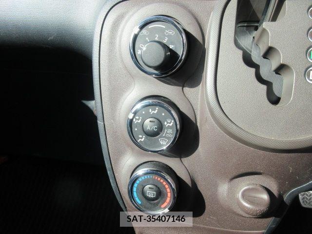 Toyota SPADE 2013-03 225575-12