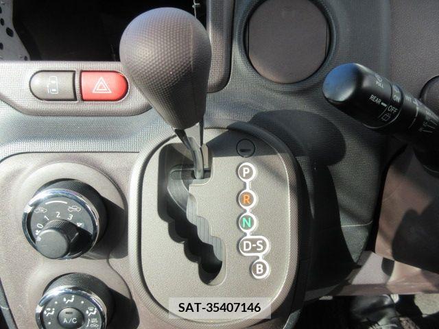 Toyota SPADE 2013-03 225575-13