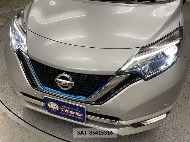 Nissan NOTE 2017-02 305361-8