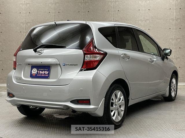 Nissan NOTE 2017-02 305361-3