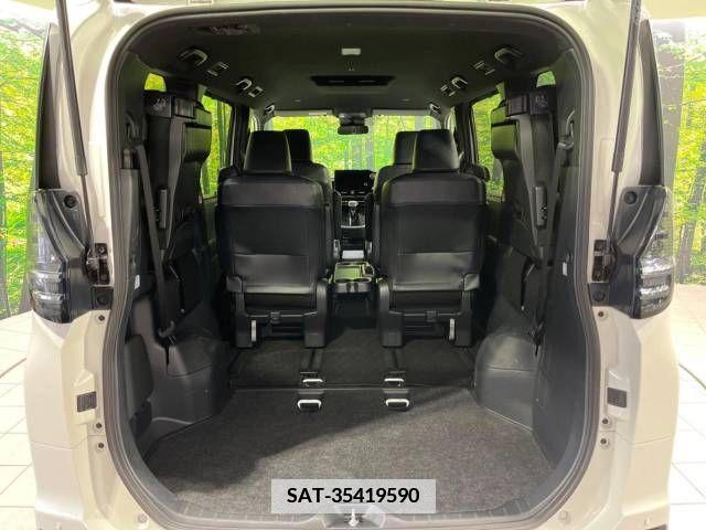 Toyota VOXY 2023-03 375725-11