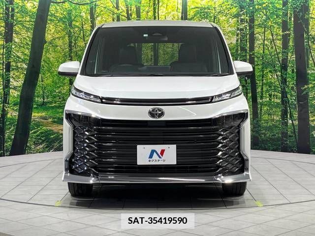 Toyota VOXY 2023-03 375725-15