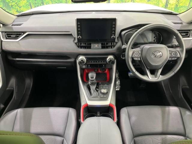 Toyota RAV4 2022-02 19654-1