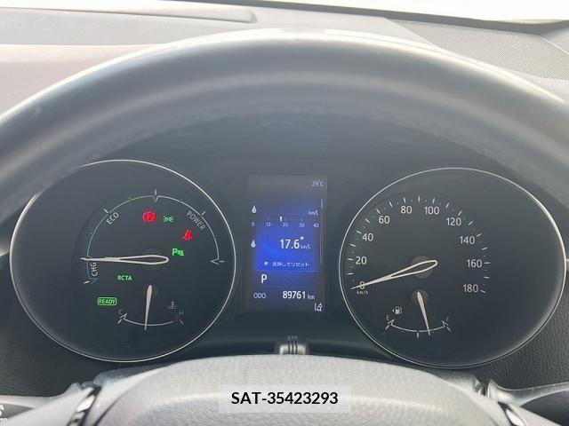 Toyota C-HR 2017-05 351365-17