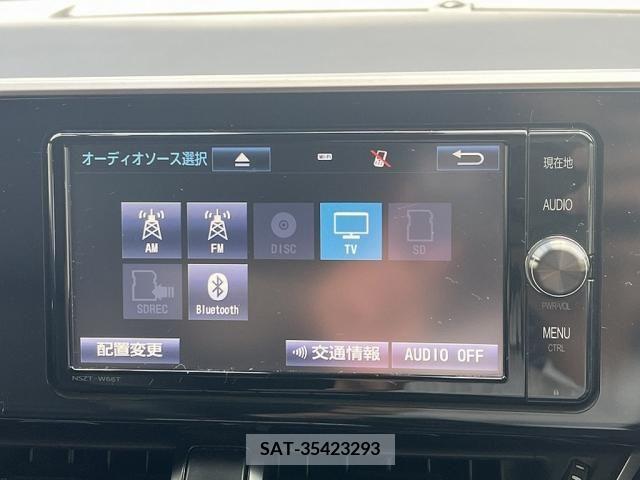 Toyota C-HR 2017-05 351365-22