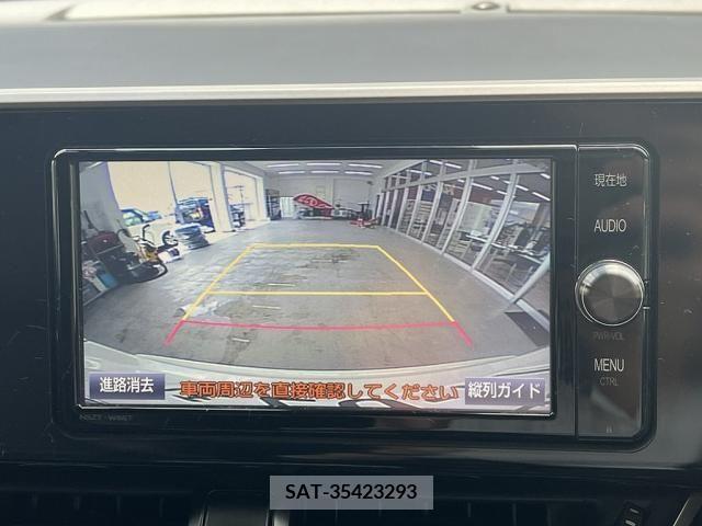 Toyota C-HR 2017-05 351365-21