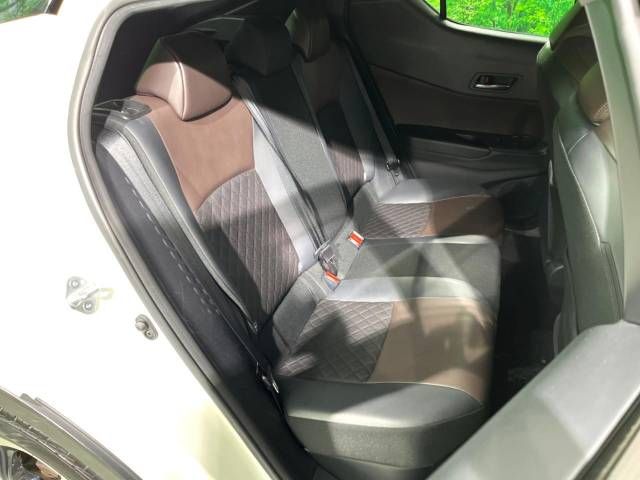 Toyota C-HR 2017-02 24994-9