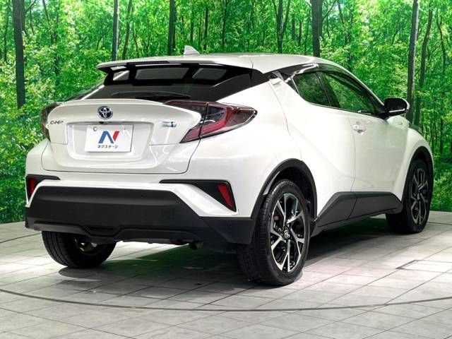 Toyota C-HR 2017-02 24994-17